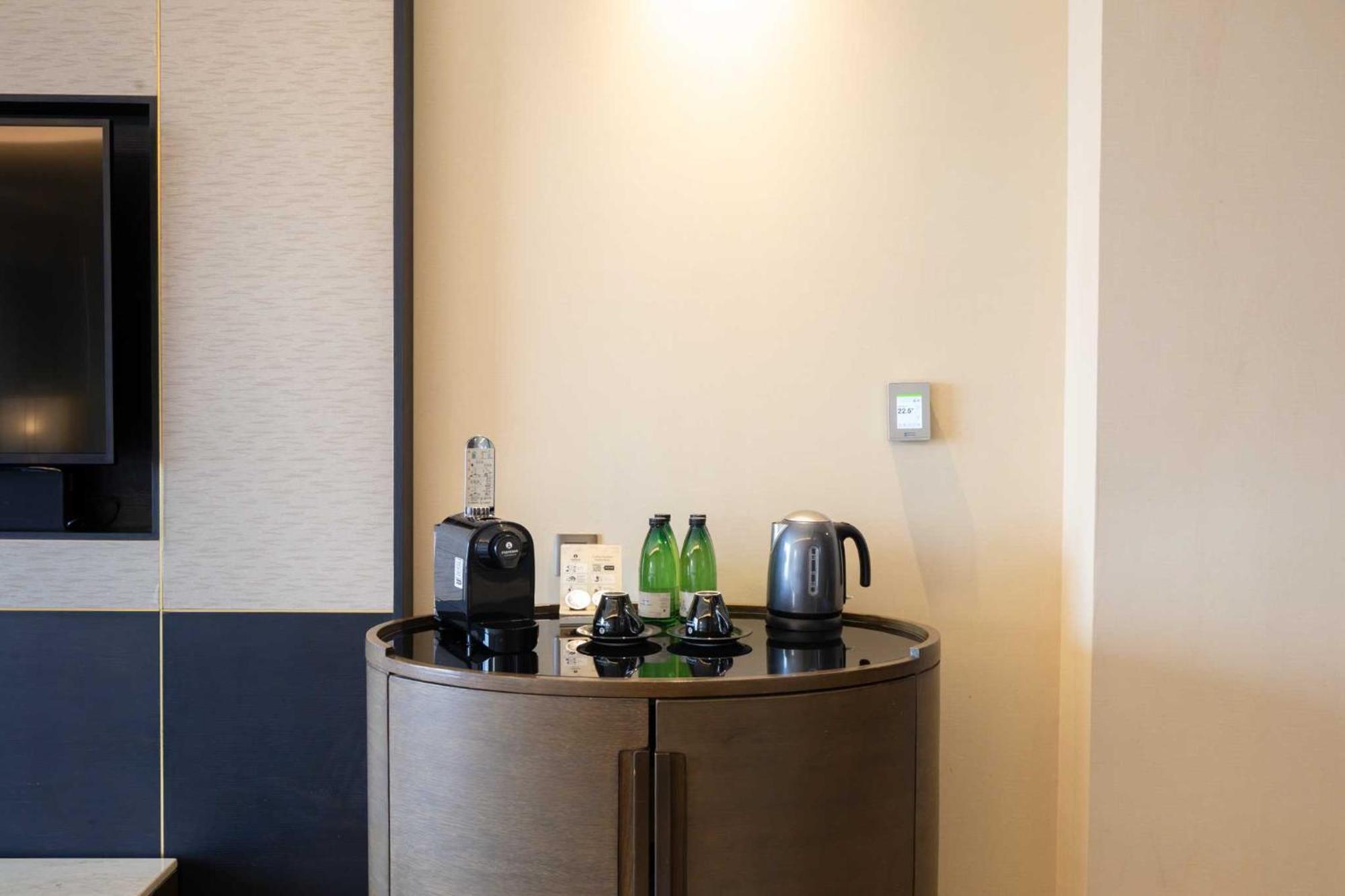Mangkuluhur Artotel Suites Джакарта Екстер'єр фото